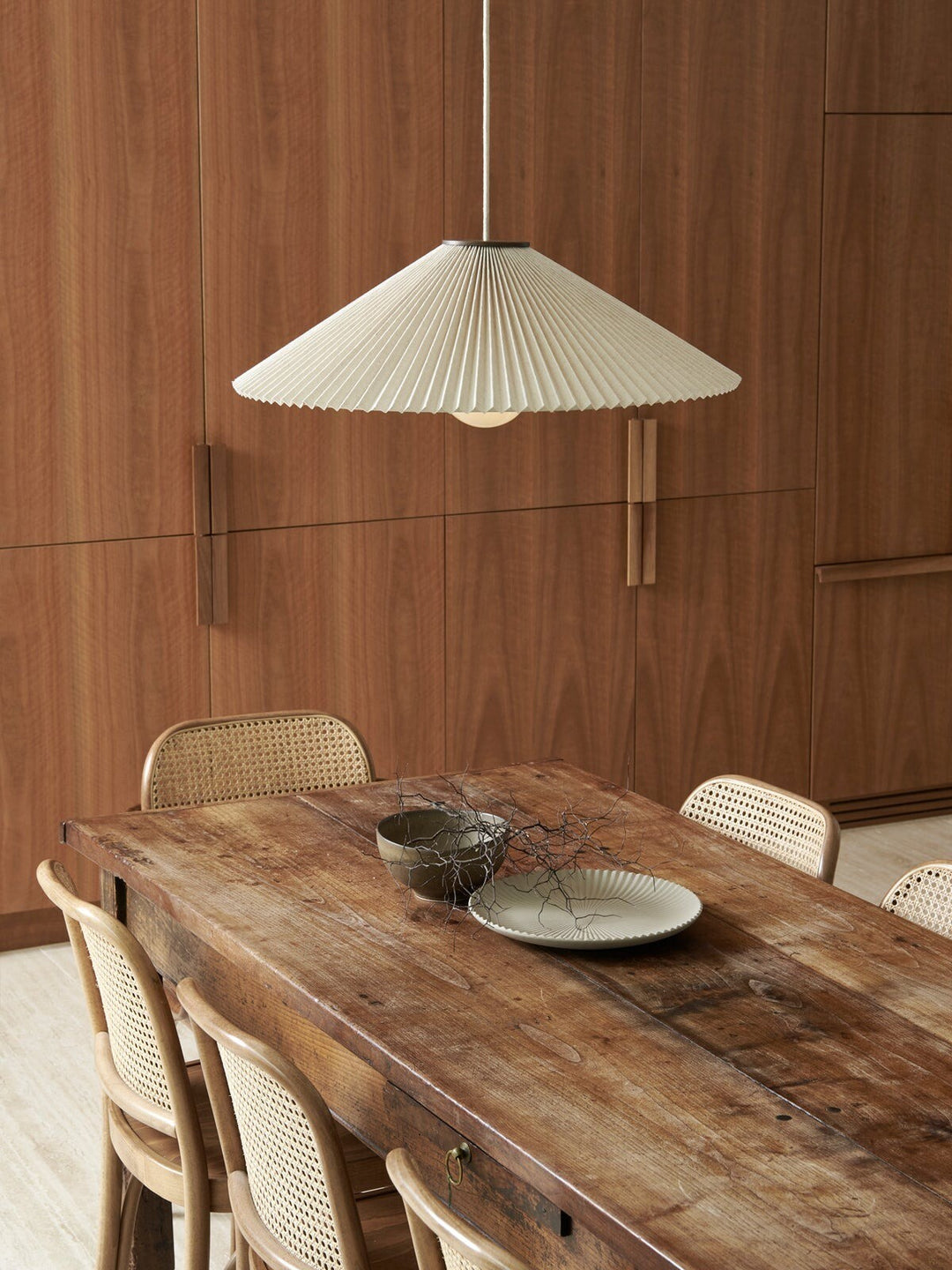 Beacon Lighting Amore Large 1-Light Pendant Light Bronze with Pleated Natural Linen Shade Modern Ceiling Pendant